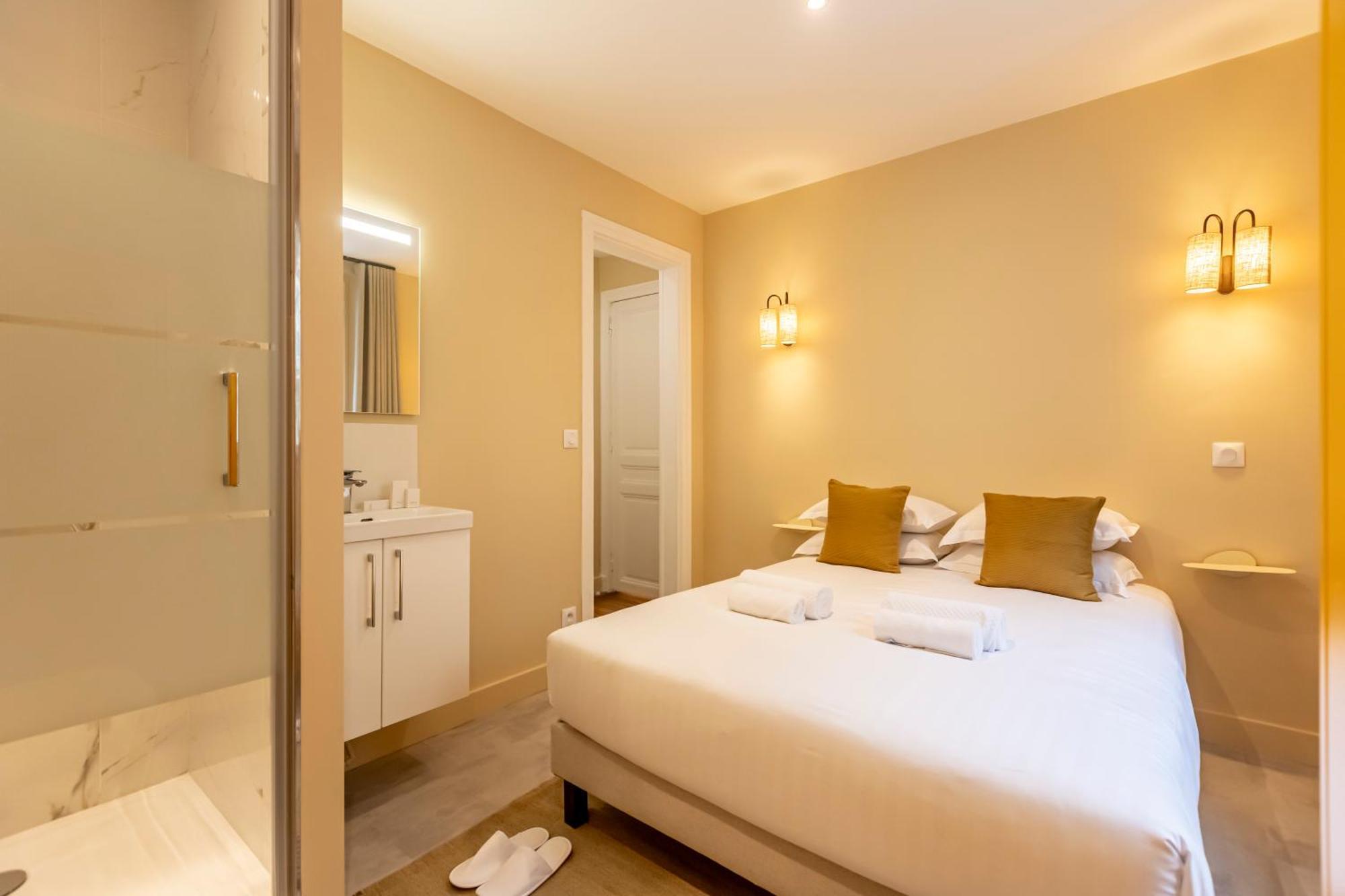Sweett - Batignolles Apartment