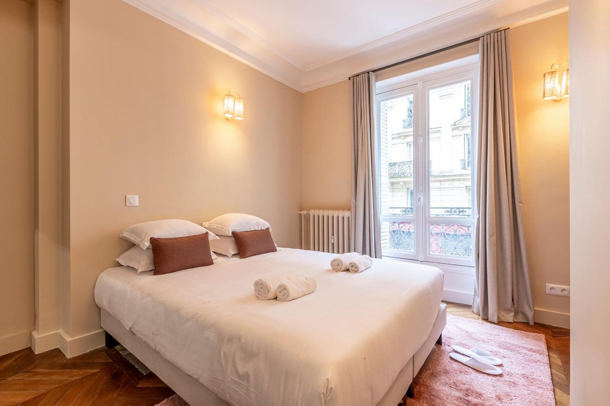 Sweett - Batignolles Apartment